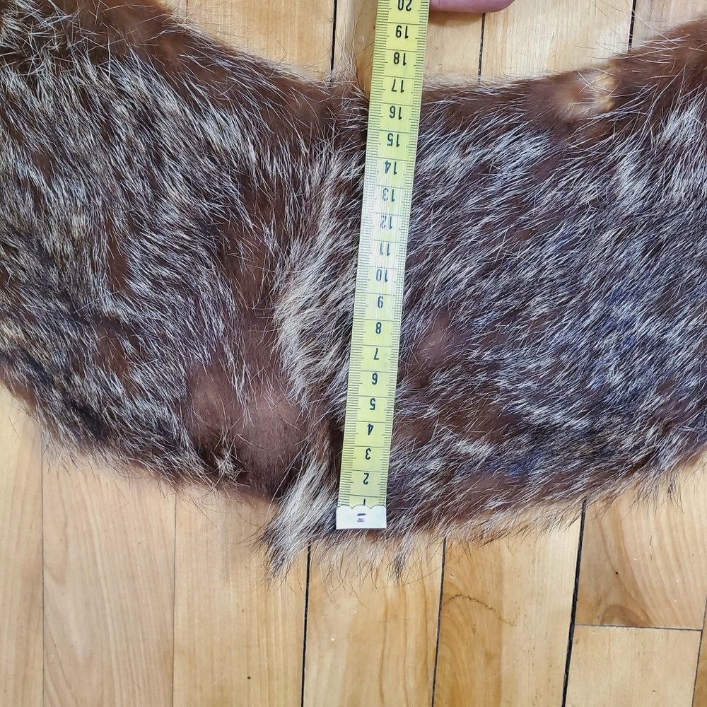 Real Fur Collar - Picture 8 of 8